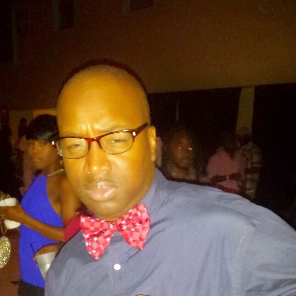 Meet your Posher, Elmore - Picture 1 of 1